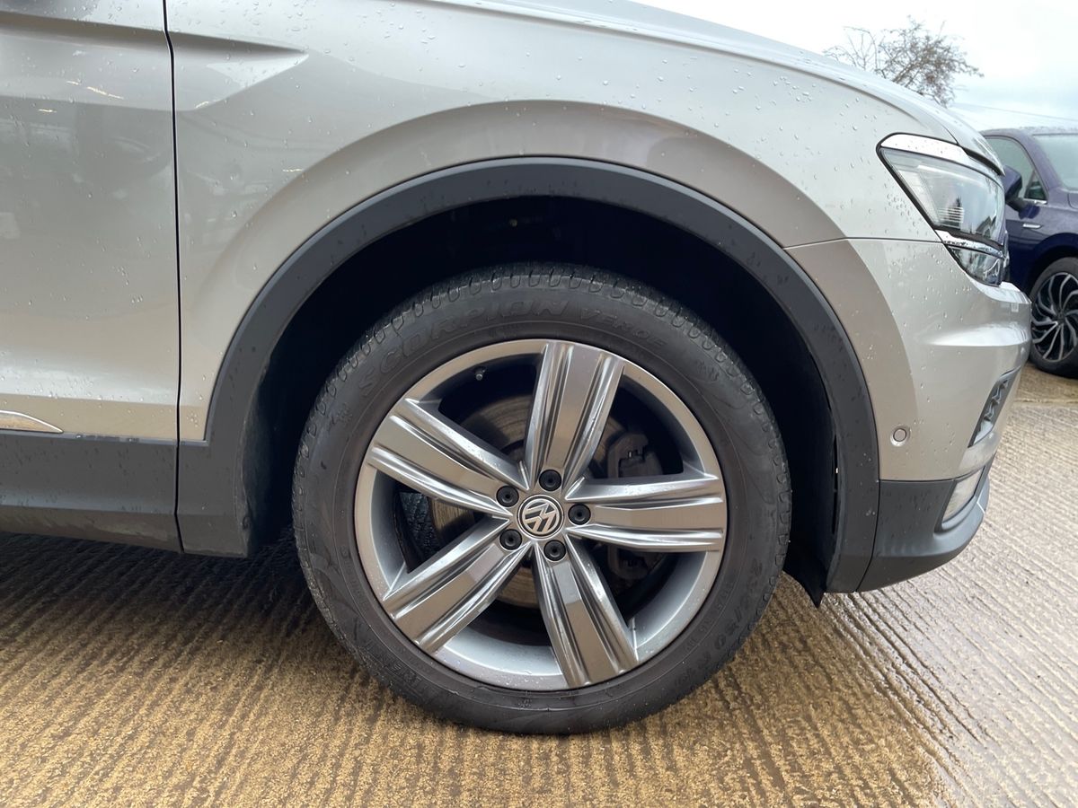 Used Volkswagen Tiguan 2017 for sale - 77256500: Photo 9