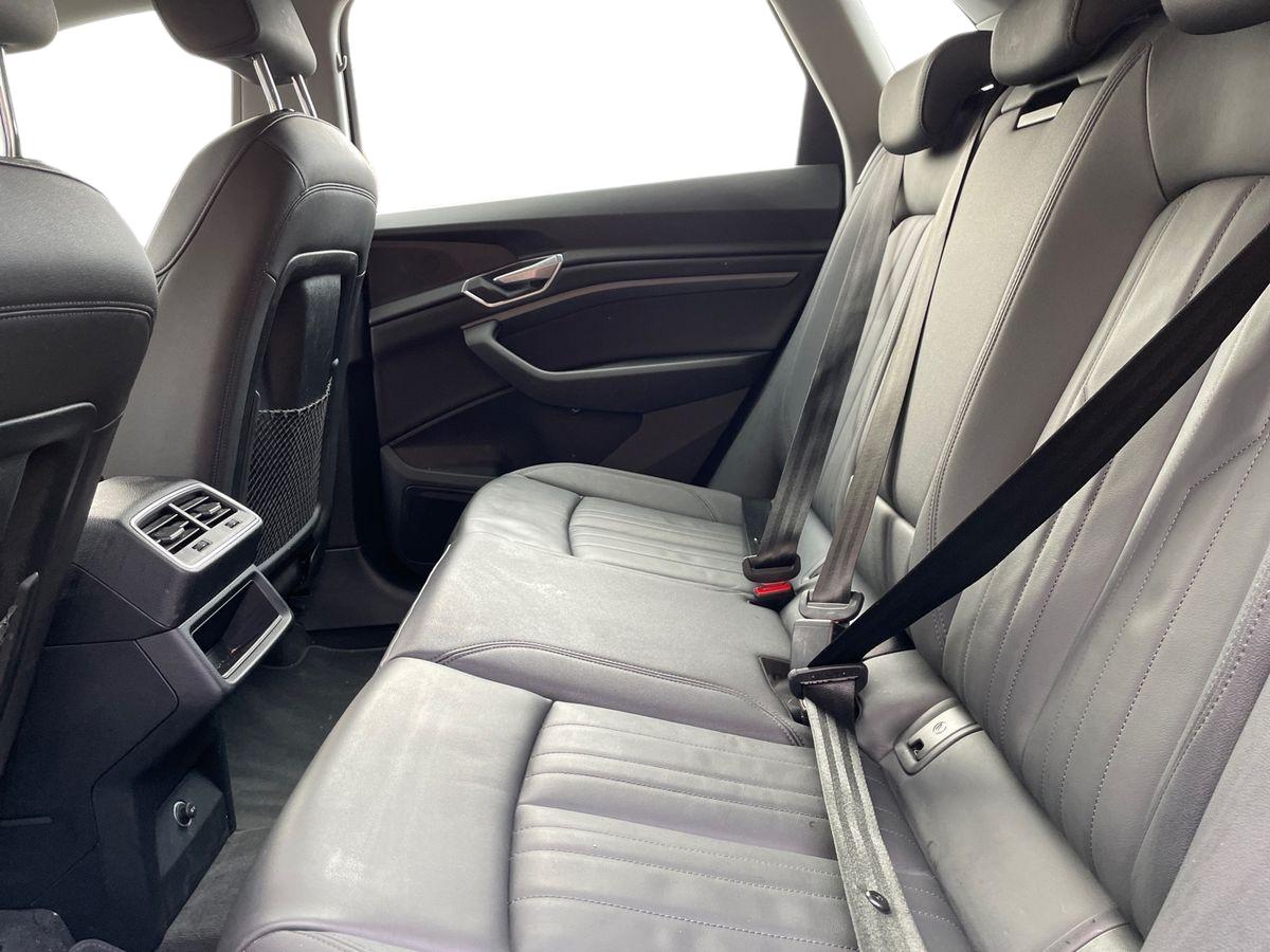 Used Audi e-tron 2021 for sale - 77239488: Photo 11