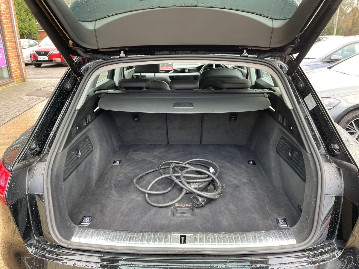 Used Audi e-tron 2021 for sale - 77239488: Photo 12