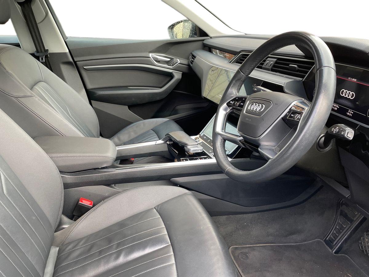 Used Audi e-tron 2021 for sale - 77239488: Photo 15