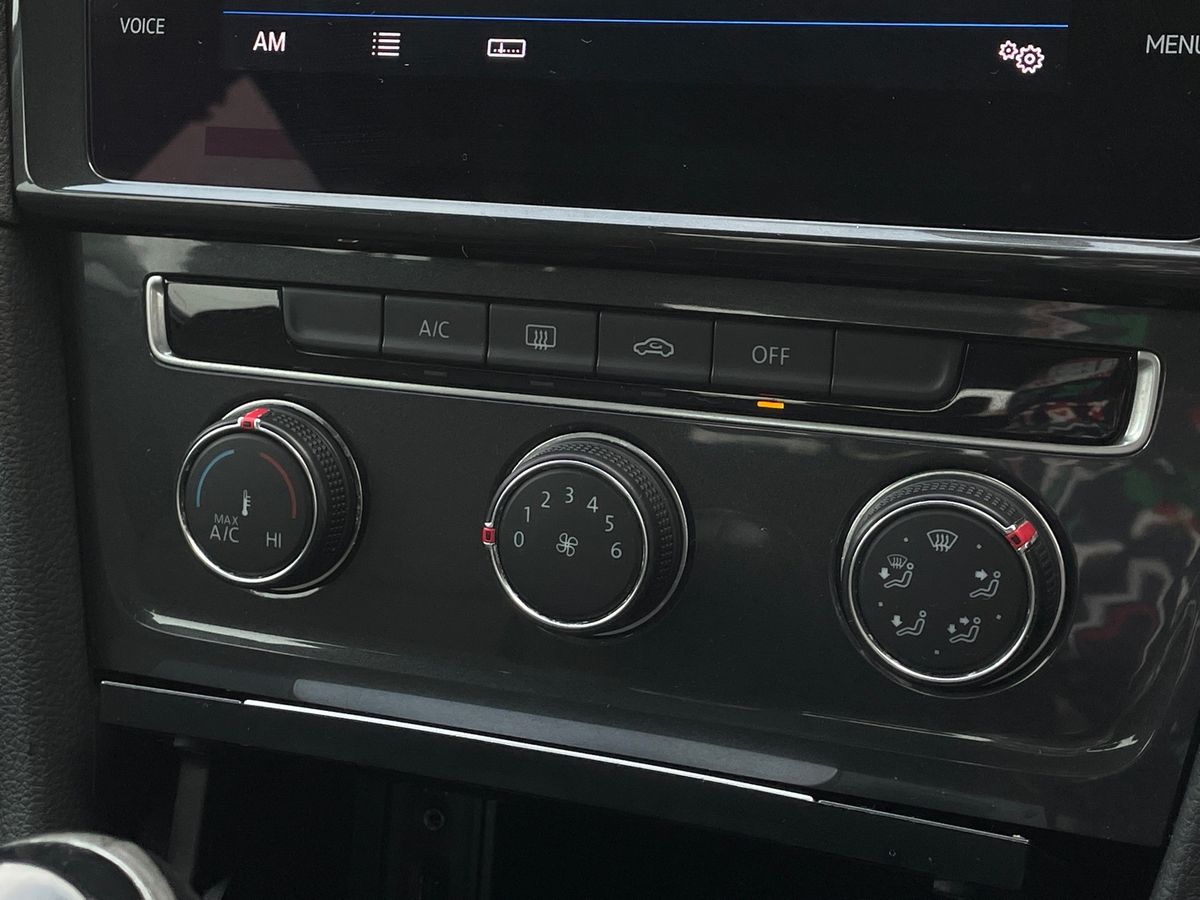 Used Volkswagen Golf 2018 for sale - 77031450: Photo 18