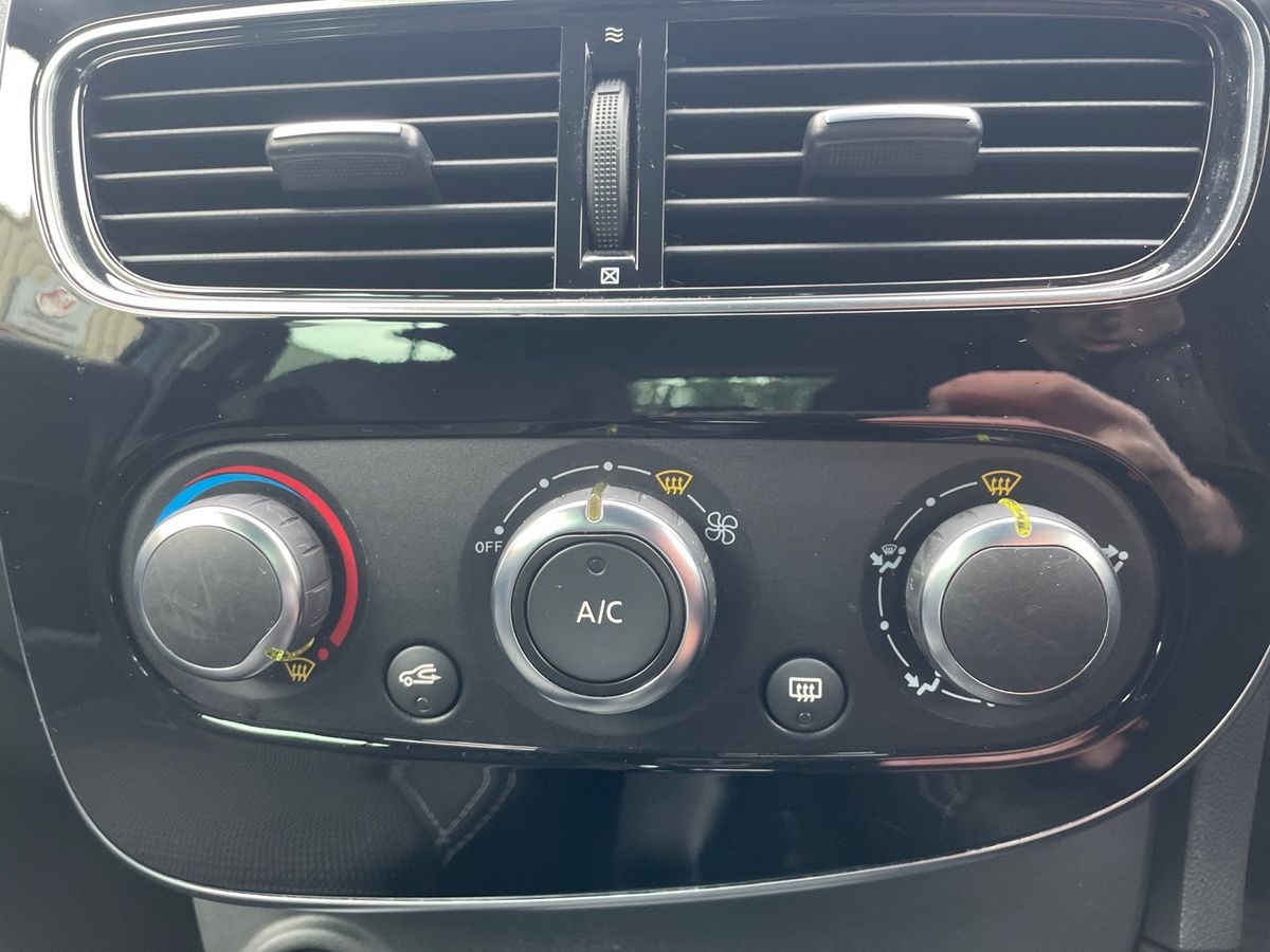 Used Renault Clio 2019 for sale - 77885459: Photo 18