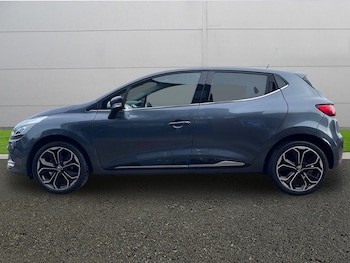 Used Renault Clio 2019 for sale - 77885459: Photo
