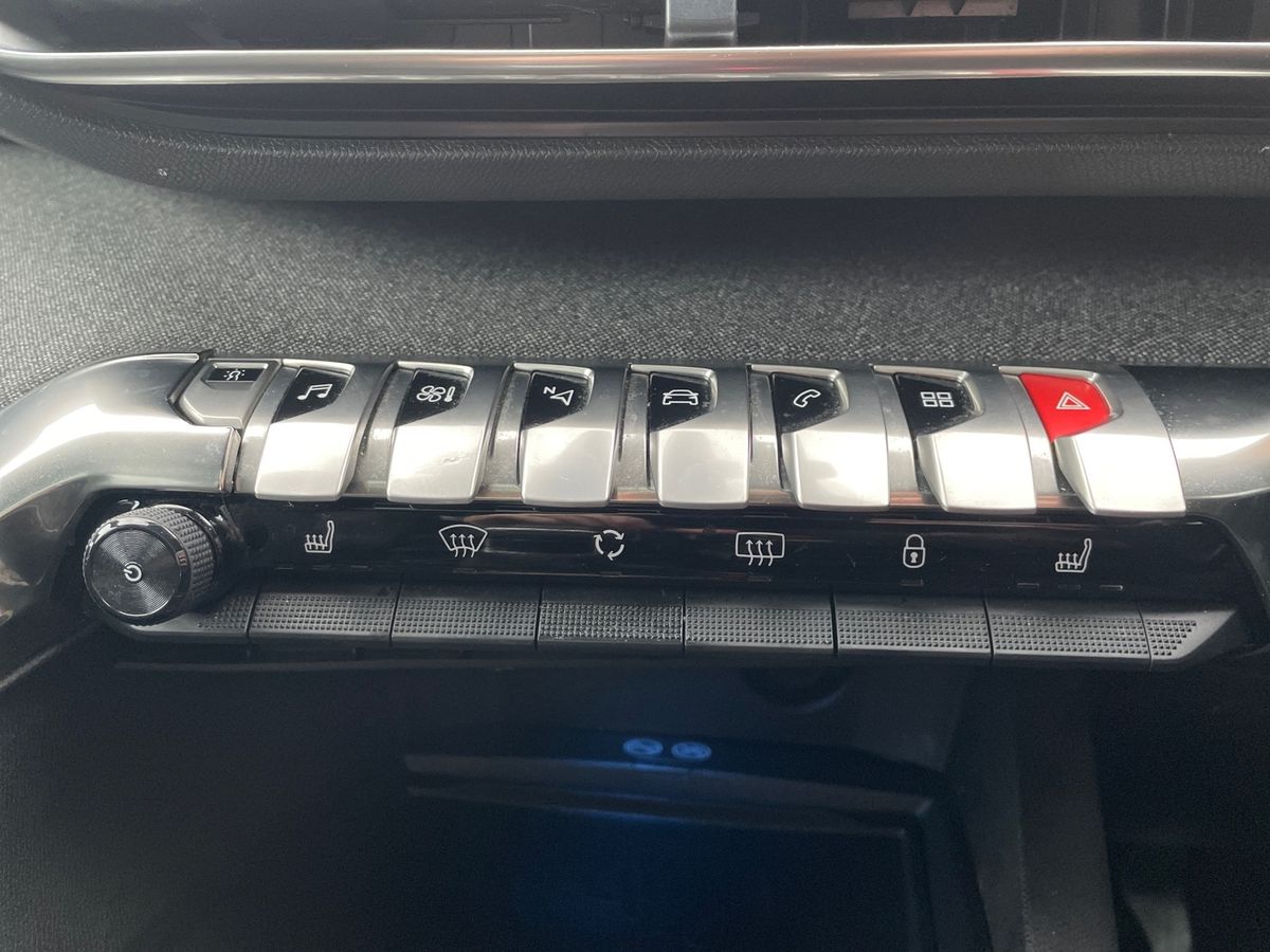 Used Peugeot 3008 2019 for sale - 77002429: Photo 28