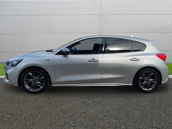 Used Ford Focus 2019 for sale - 78351162: Photo