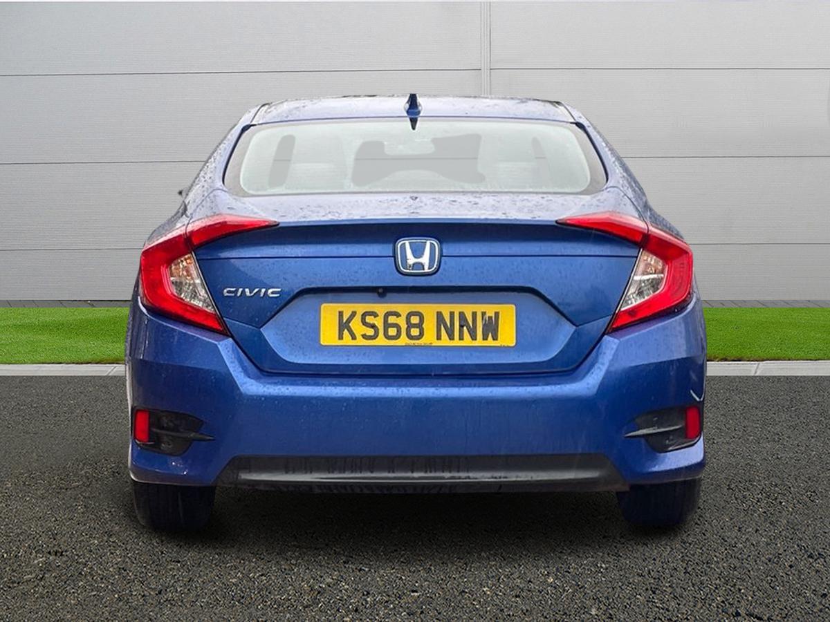 Used Honda Civic 2018 for sale - 77428090: Photo 6