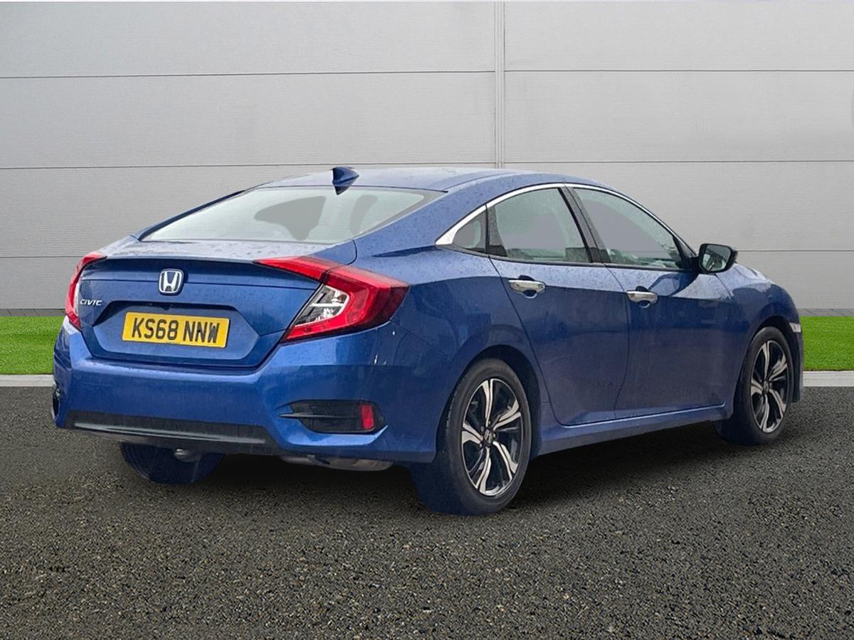 Used Honda Civic 2018 for sale - 77428090: Photo 7