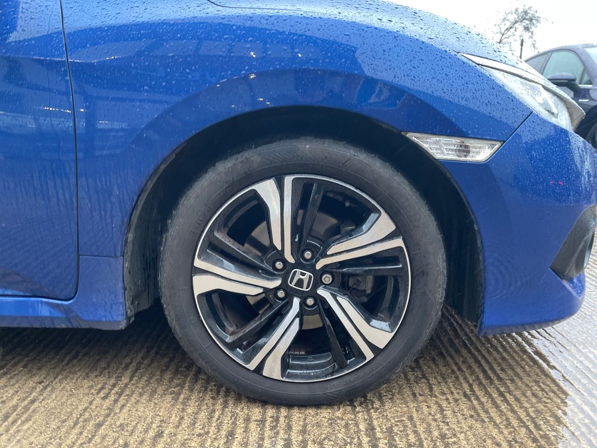 Used Honda Civic 2018 for sale - 77428090: Photo 9