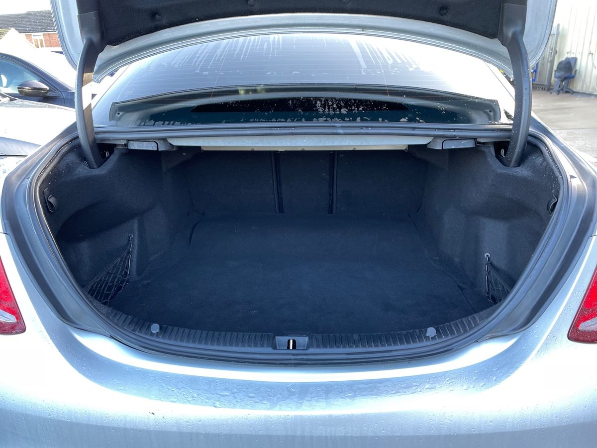 Used Mercedes-Benz C Class 2017 for sale - 77360419: Photo 12