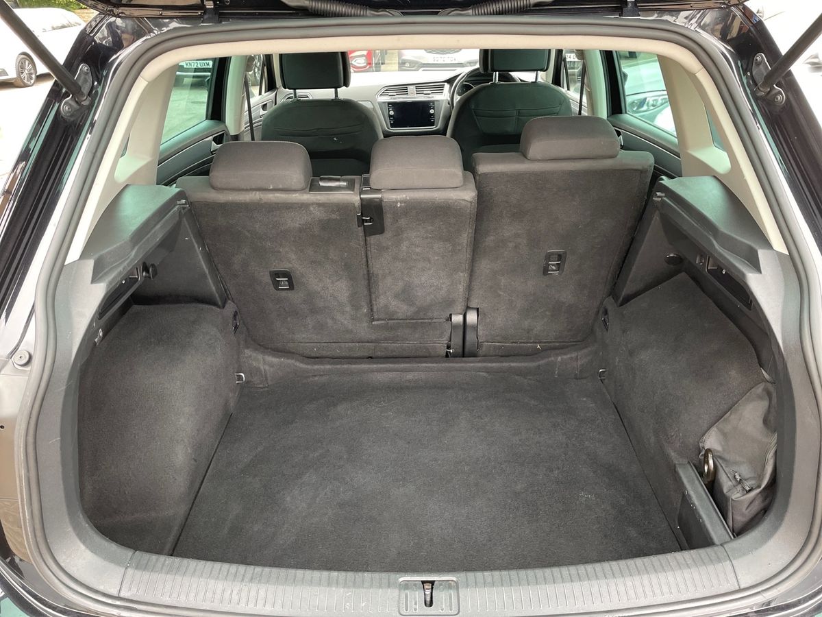 Used Volkswagen Tiguan 2021 for sale - 78009032: Photo 12