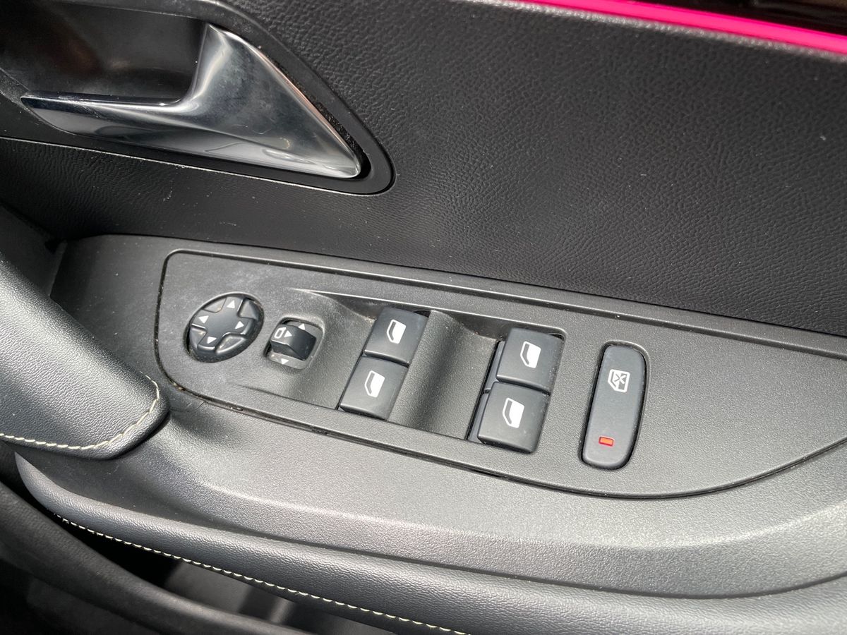 Used Peugeot 2008 2021 for sale - 78049815: Photo 20