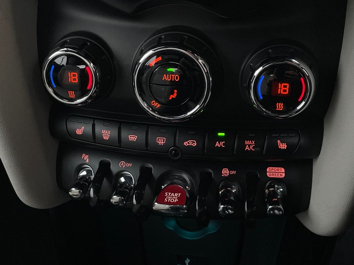 Used MINI Convertible 2020 for sale - 77002435: Photo 18