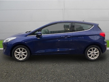 Used Ford Fiesta 2018 for sale - 77786153: Photo