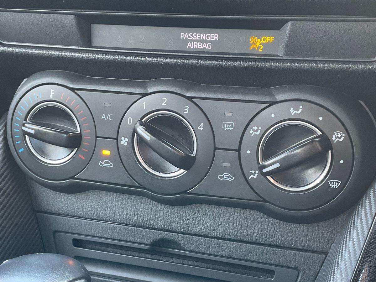 Used Mazda Mazda2 2015 for sale - 76730870: Photo 18