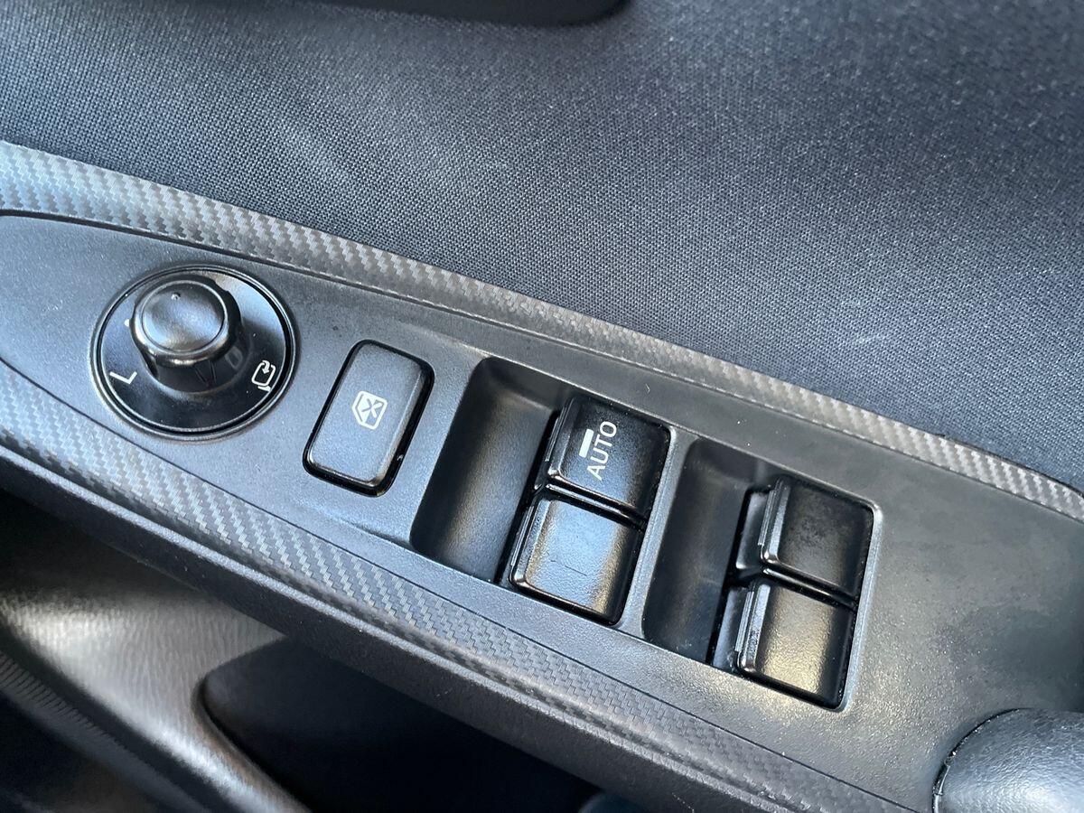 Used Mazda Mazda2 2015 for sale - 76730870: Photo 20