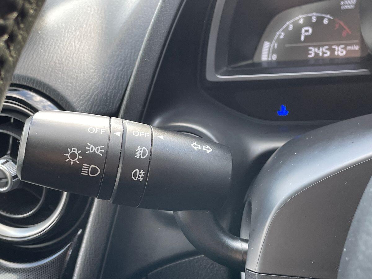 Used Mazda Mazda2 2015 for sale - 76730870: Photo 24