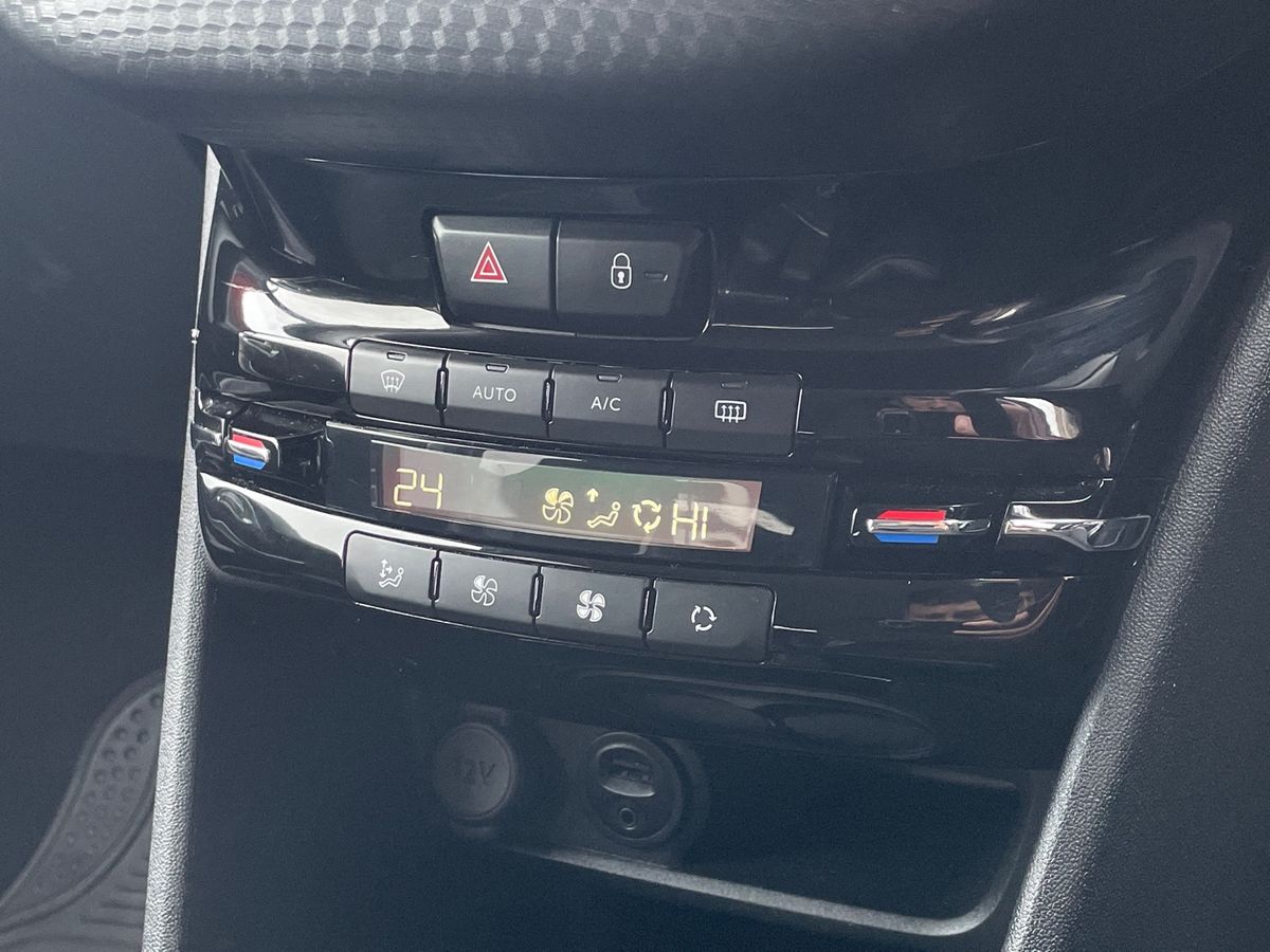 Used Peugeot 2008 2017 for sale - 77600444: Photo 18