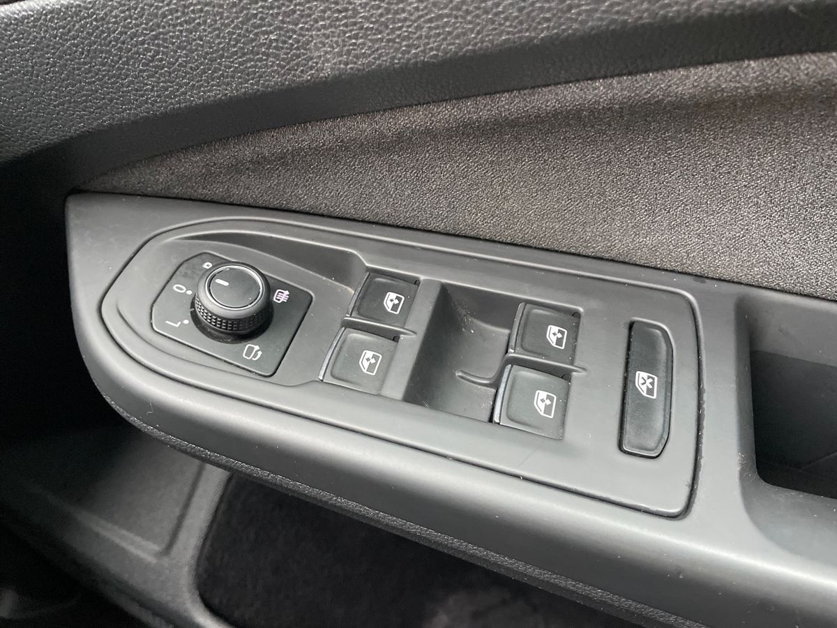 Used Volkswagen Golf 2025 for sale - 77002453: Photo 20