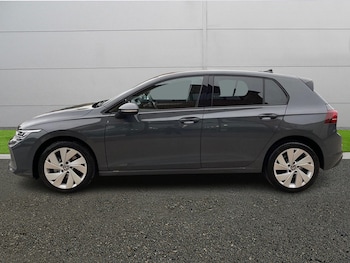 Used Volkswagen Golf 2025 for sale - 77002453: Photo