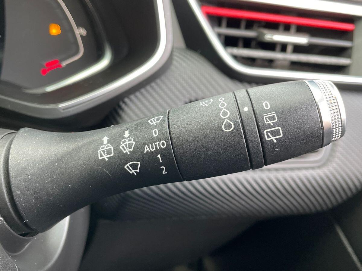 Used Renault Clio 2019 for sale - 76731015: Photo 24