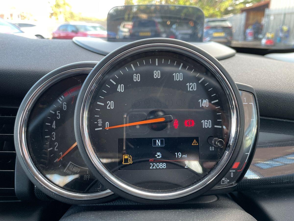 Used MINI Hatch 2019 for sale - 76731024: Photo 14