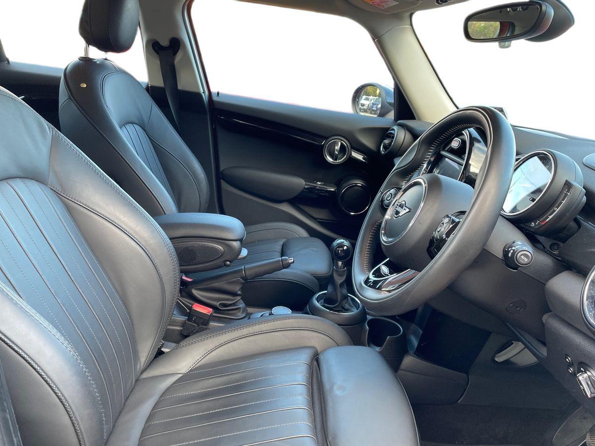 Used MINI Hatch 2019 for sale - 76731024: Photo 15