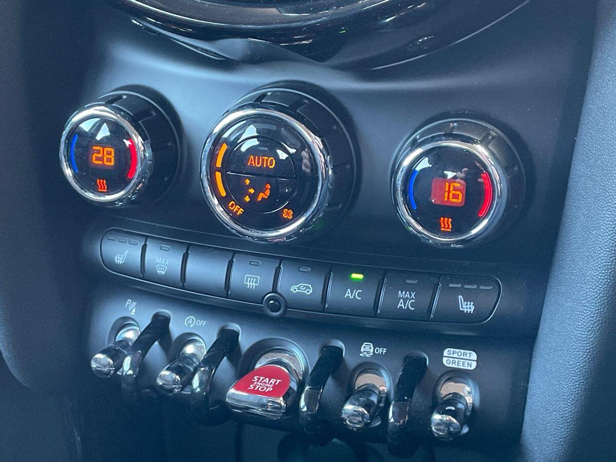 Used MINI Hatch 2019 for sale - 76731024: Photo 18