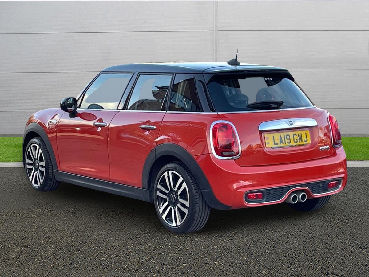 Used MINI Hatch 2019 for sale - 76731024: Photo 5