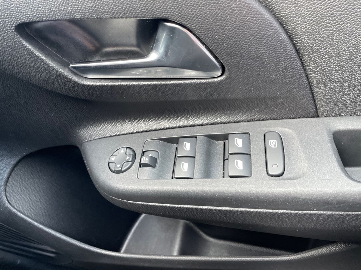 Used Vauxhall Corsa 2023 for sale - 77002417: Photo 20