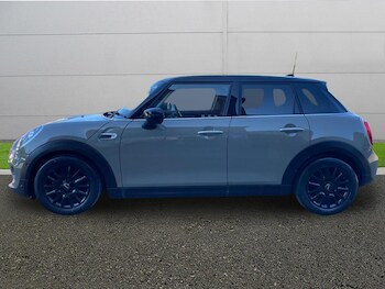 Used MINI Hatch 2019 for sale - 78385324: Photo