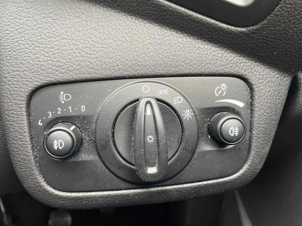 Used Ford Kuga 2017 for sale - 76936616: Photo 25