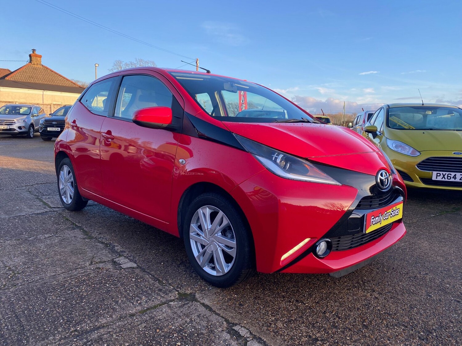 Used Toyota AYGO 2015 for sale - 77201341: Photo 6