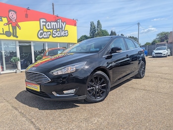 Used Ford Focus 2017 for sale - 78755488: Photo
