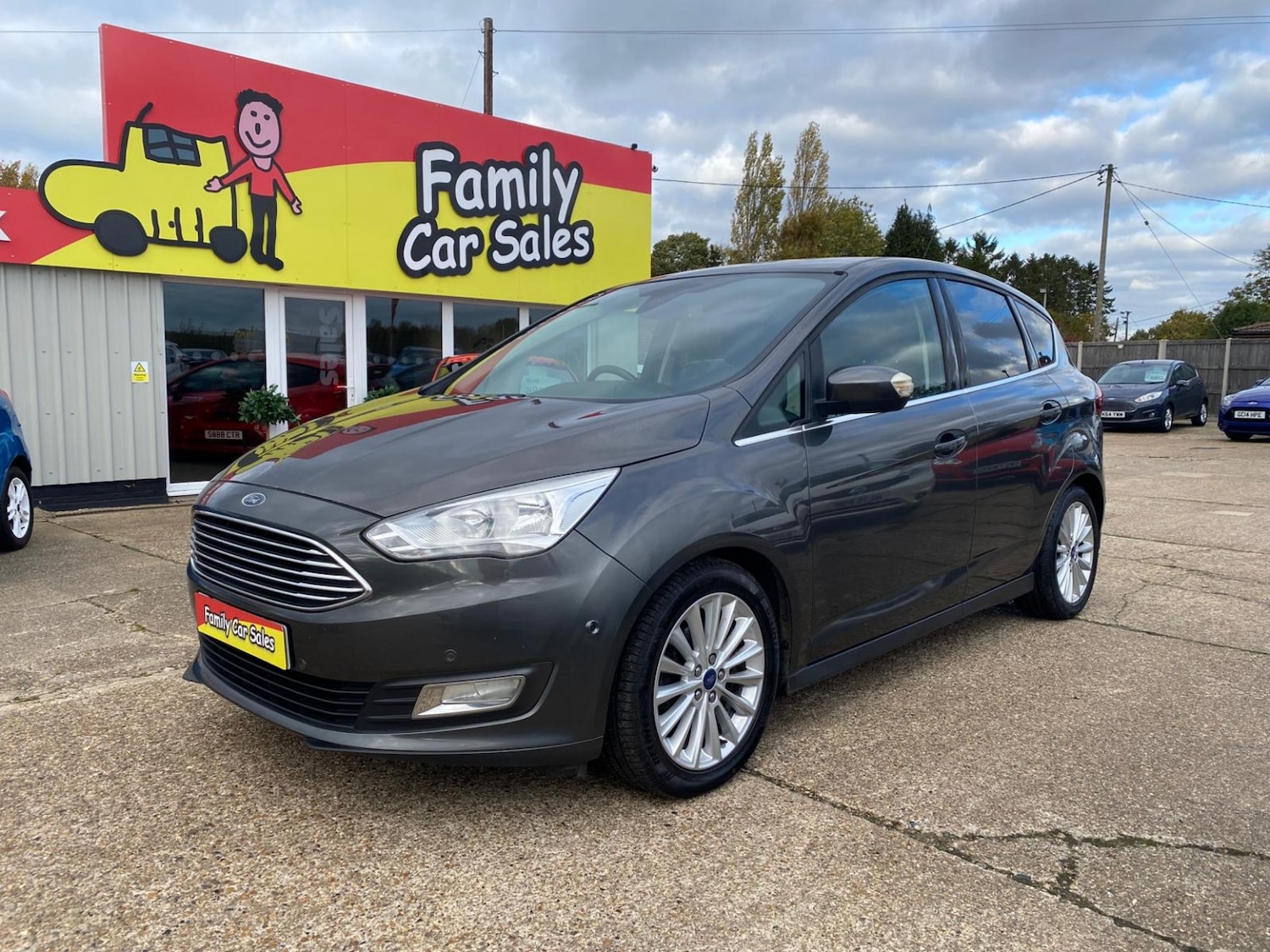 Used Ford C-Max 2015 for sale - 76374210: Photo 1