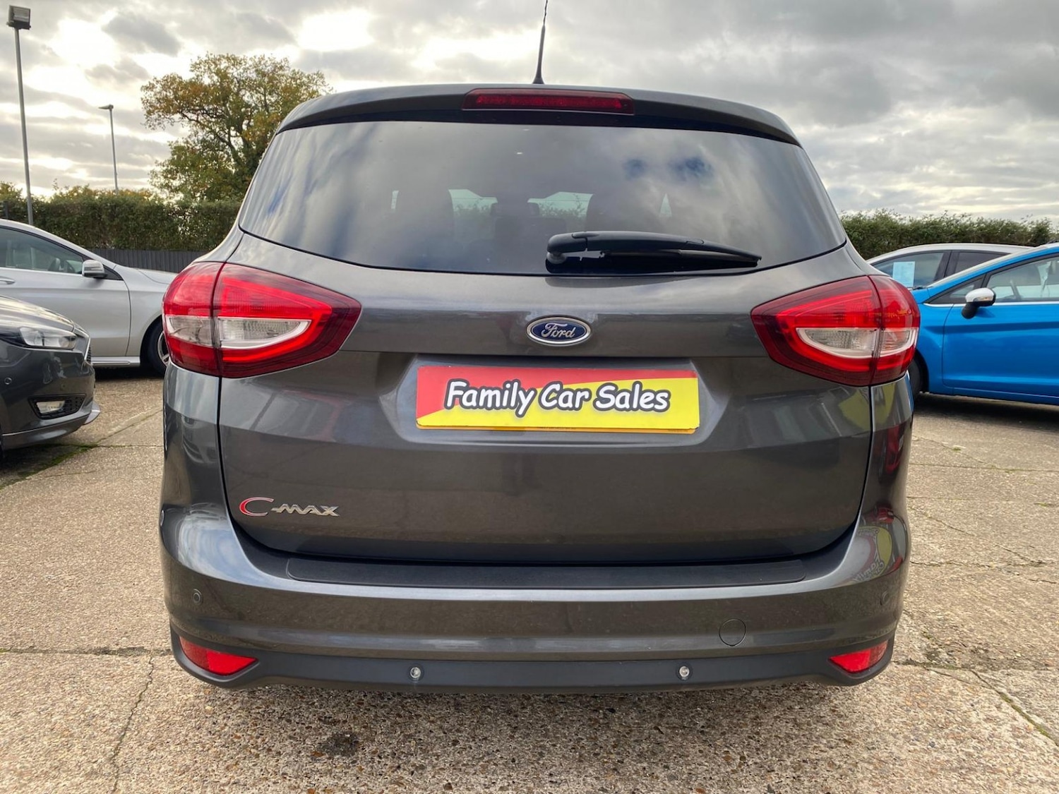 Used Ford C-Max 2015 for sale - 76374210: Photo 4