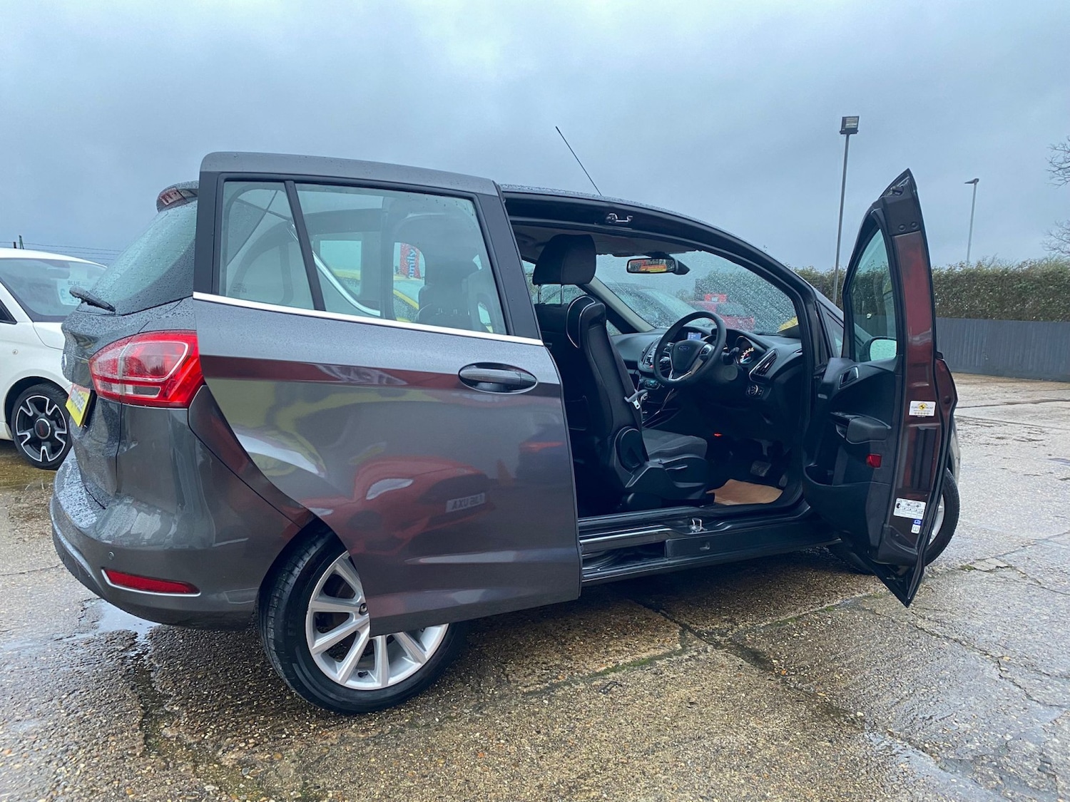 Used Ford B-MAX 2015 for sale - 77303618: Photo 2