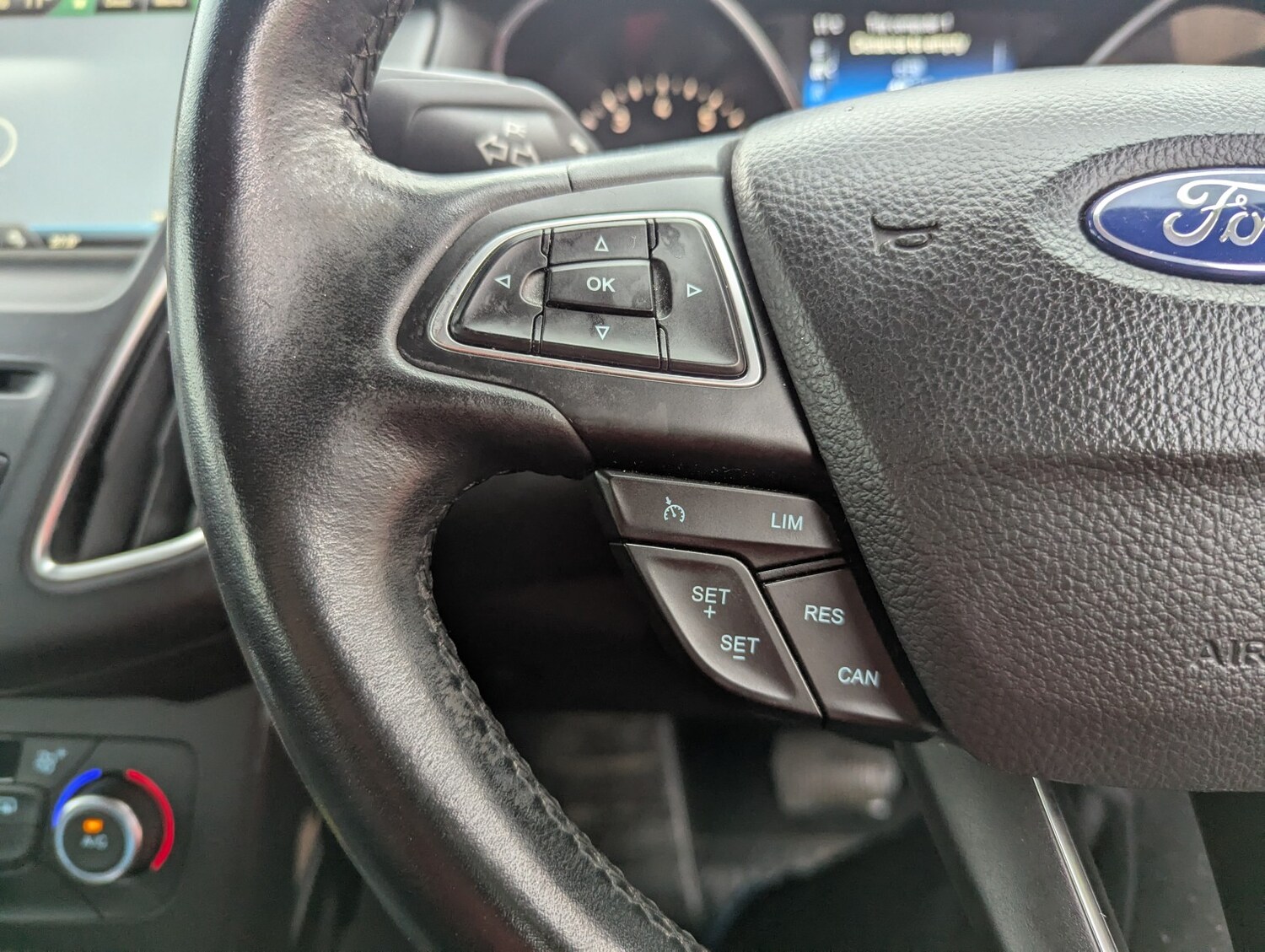 Used Ford Focus 2015 for sale - 77465071: Photo 15