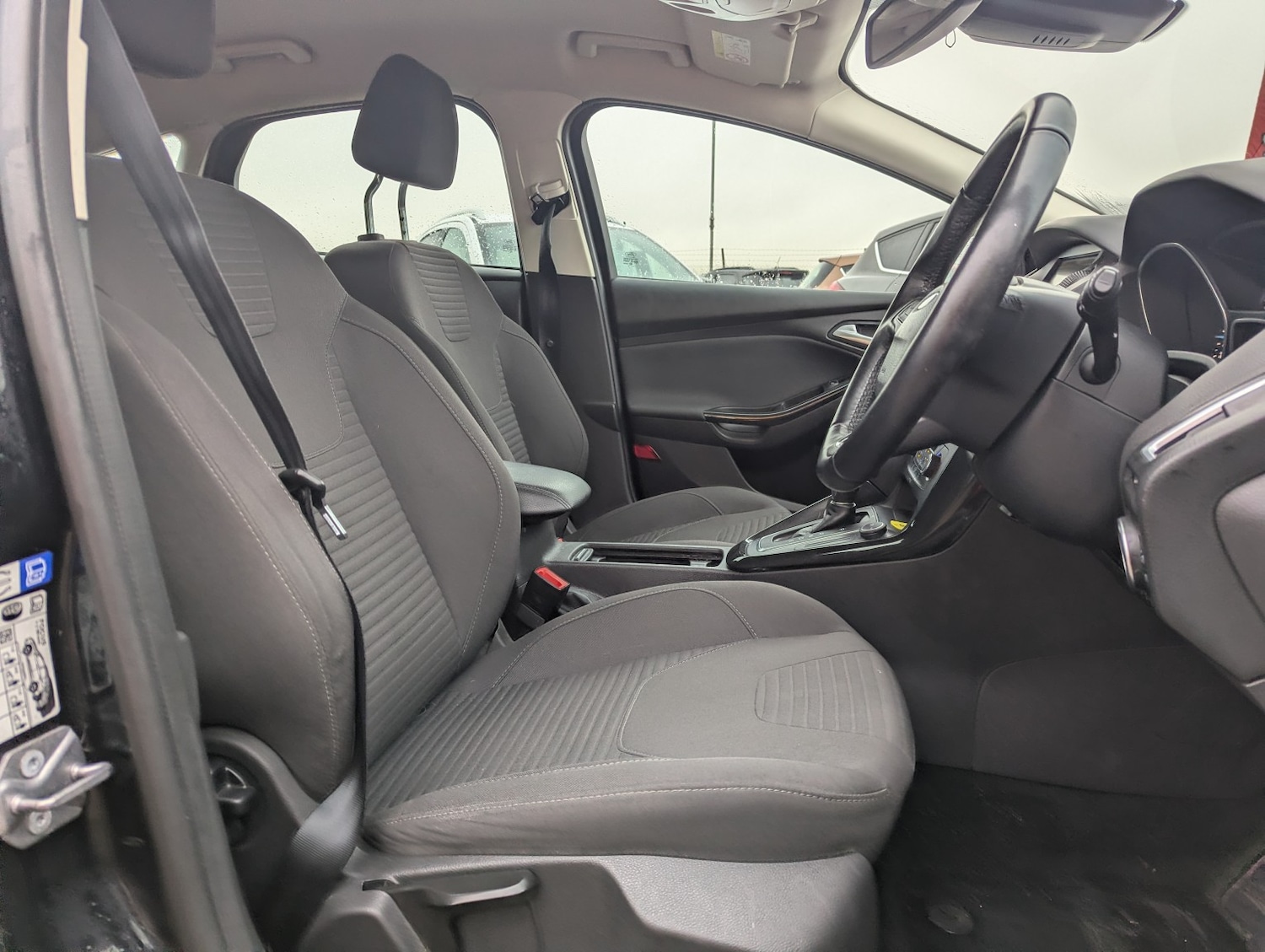 Used Ford Focus 2015 for sale - 77465071: Photo 4