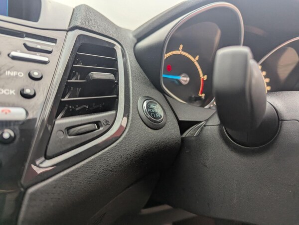 Used Ford Fiesta 2013 for sale - 76299112: Photo 16