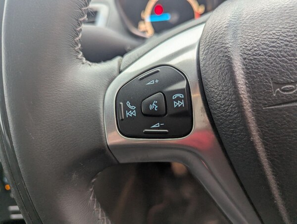 Used Ford Fiesta 2013 for sale - 76299112: Photo 22