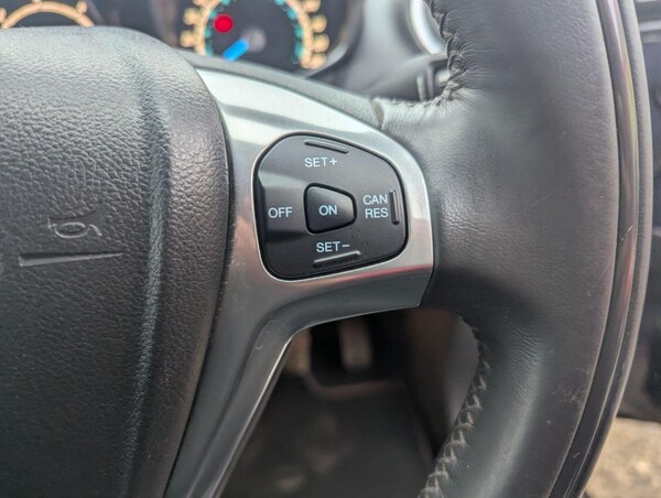 Used Ford Fiesta 2013 for sale - 76299112: Photo 23