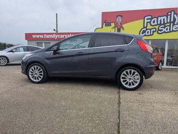 Used Ford Fiesta 2013 for sale - 76299112: Photo 2