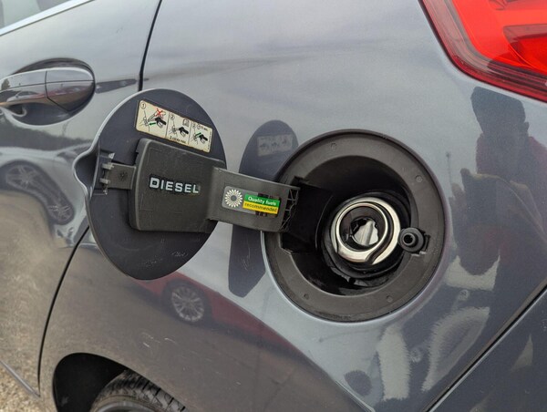 Used Ford Fiesta 2013 for sale - 76299112: Photo 9
