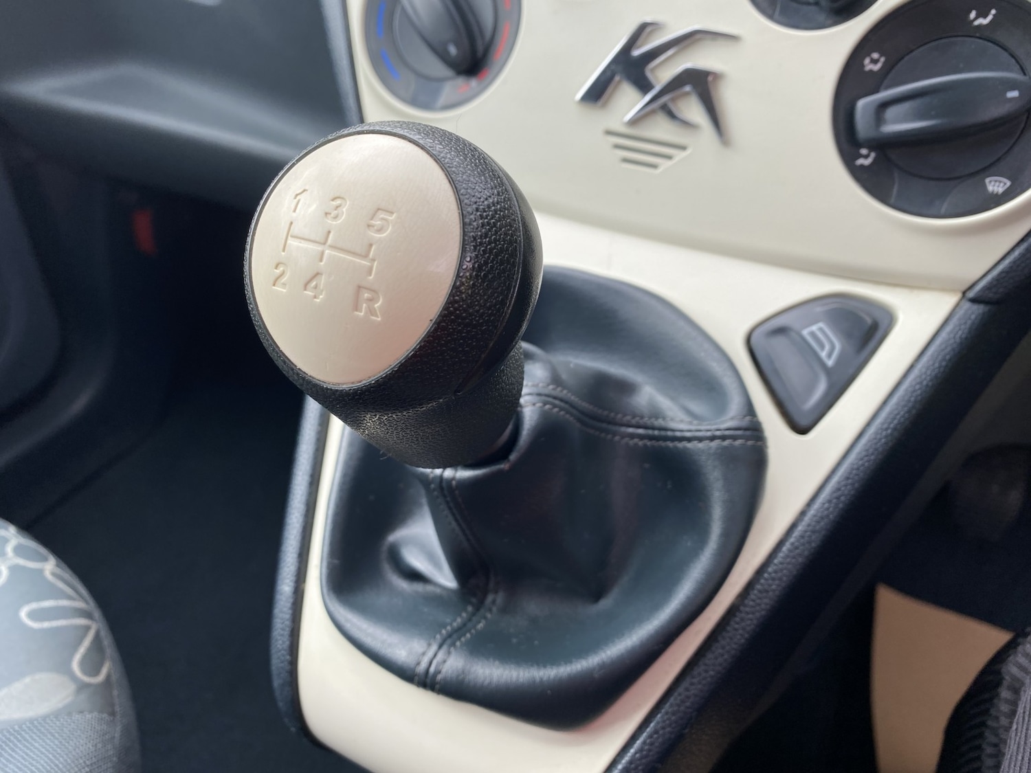 Used Ford Ka 2013 for sale - 78018350: Photo 33