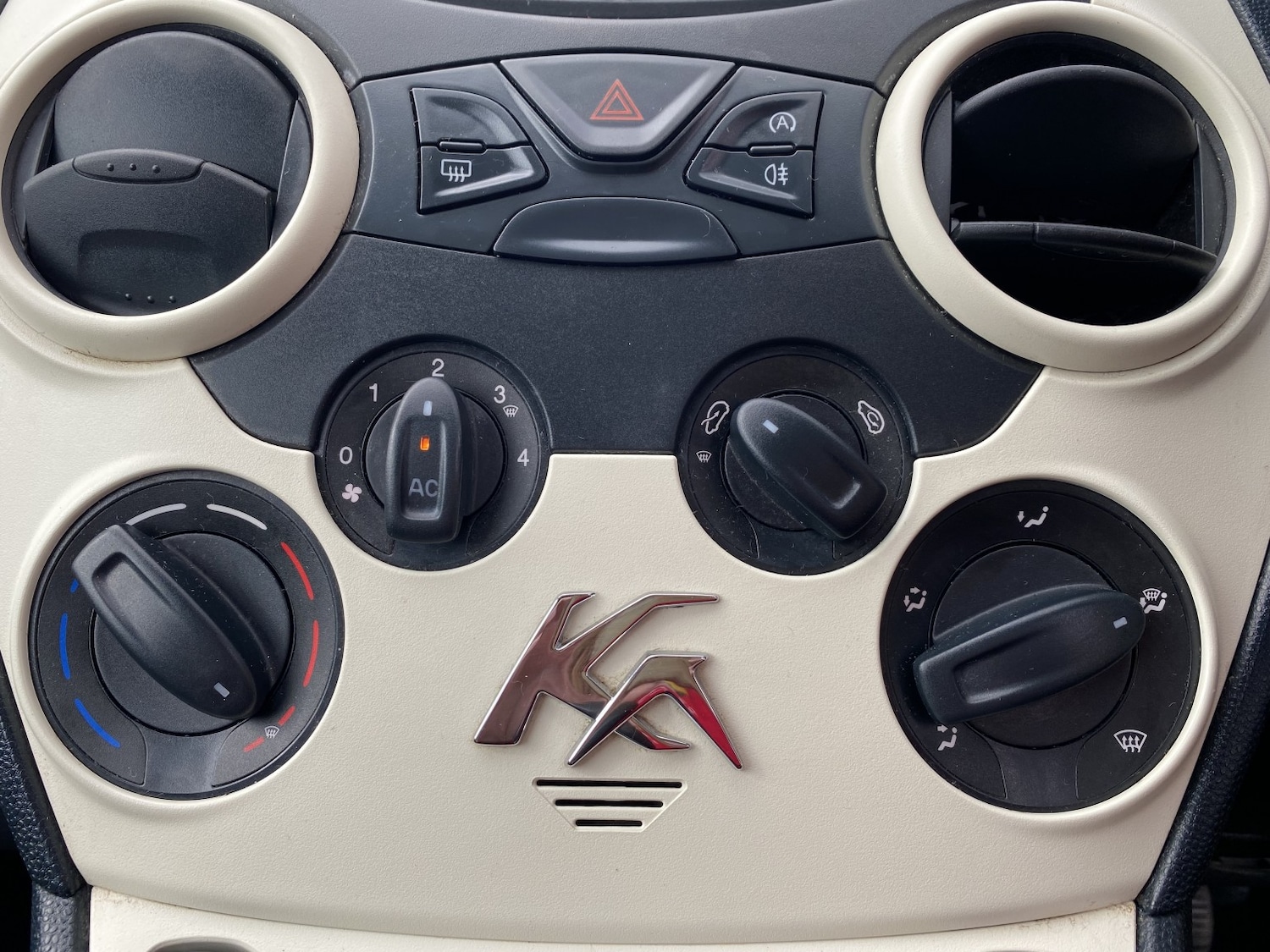 Used Ford Ka 2013 for sale - 78018350: Photo 34