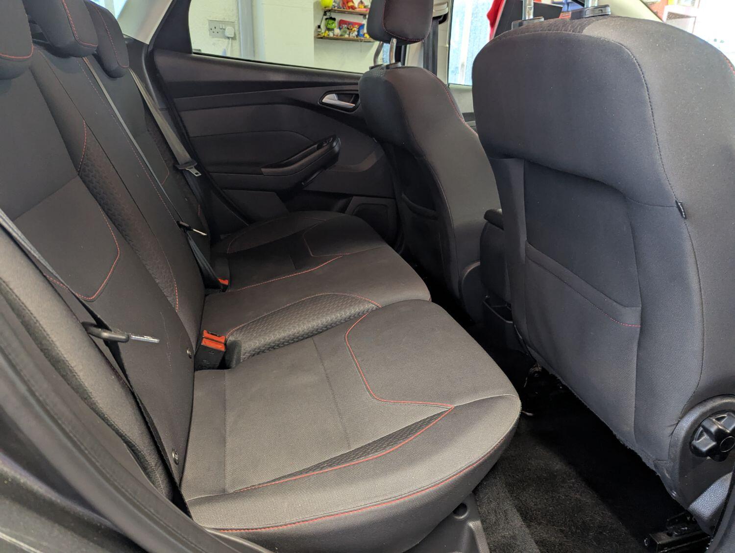 Used Ford Focus 2015 for sale - 76299113: Photo 10
