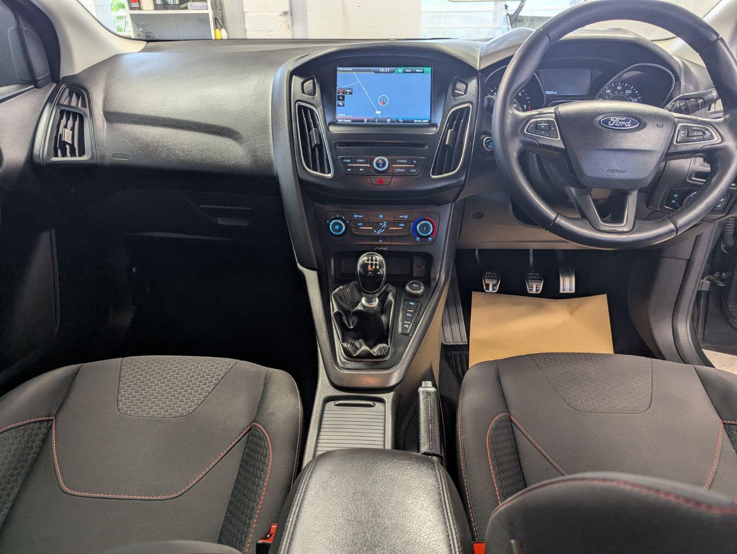 Used Ford Focus 2015 for sale - 76299113: Photo 11