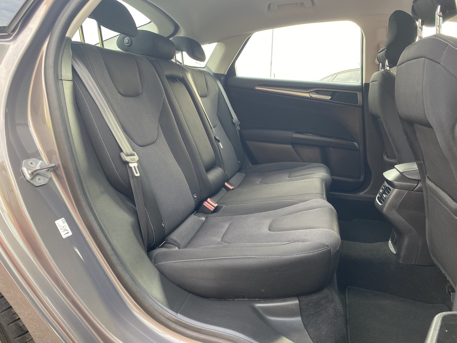 Used Ford Mondeo 2015 for sale - 76225242: Photo 19