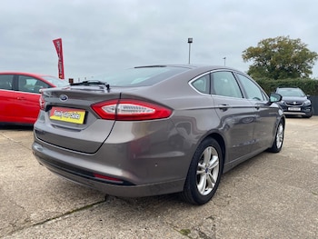 Used Ford Mondeo 2015 for sale - 76225242: Photo 3
