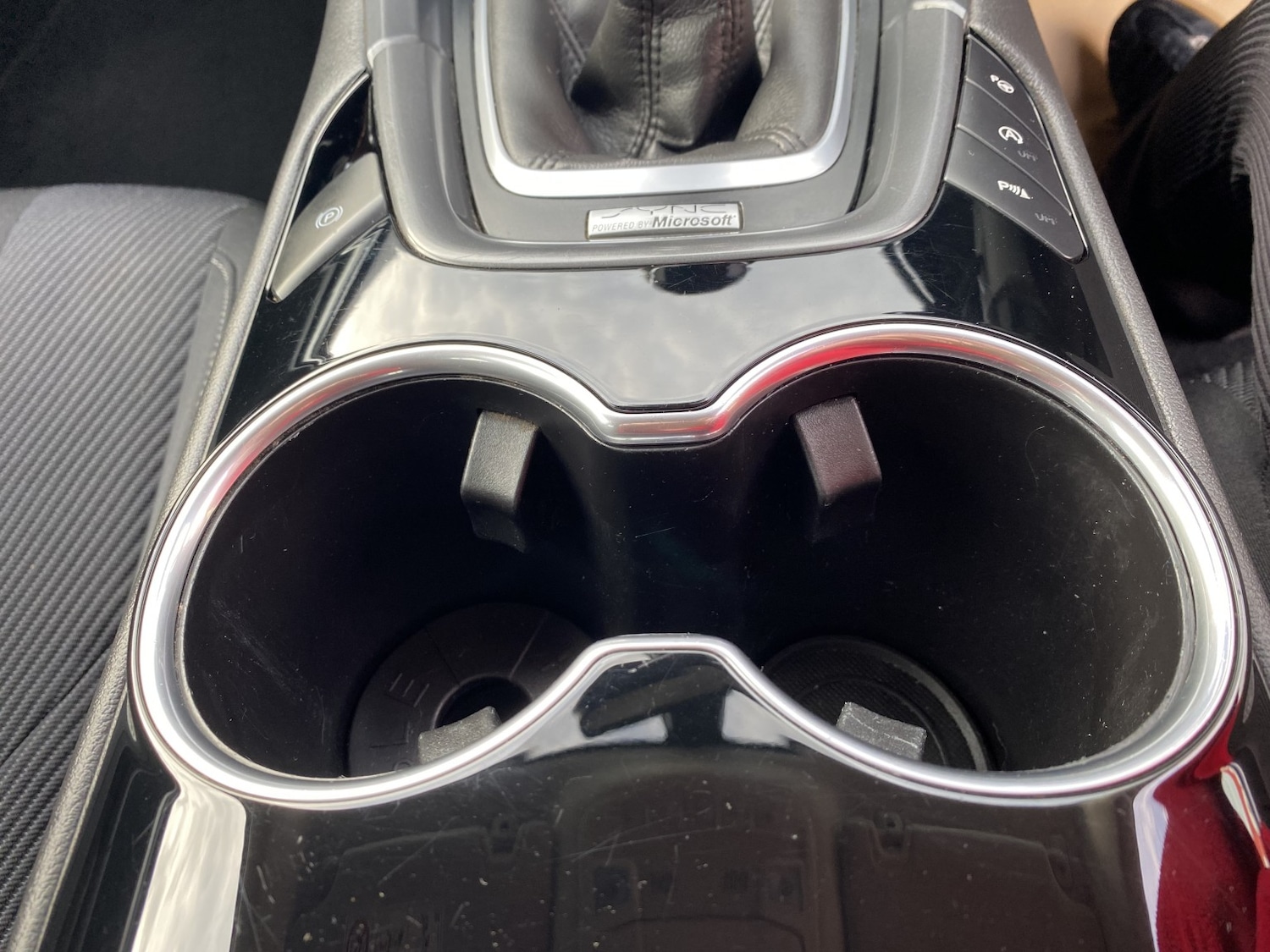 Used Ford Mondeo 2015 for sale - 76225242: Photo 42